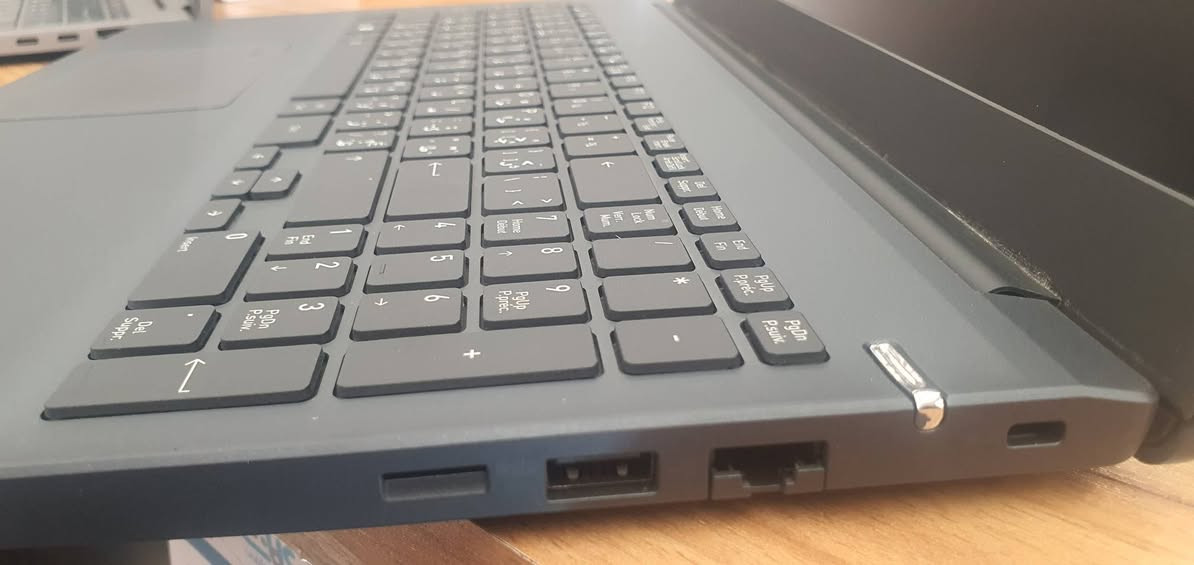 لابتوب  توشيبا
I7 12th
Ram 8 g
M.2 256 
Intel iris
سعر ٥٠٠ الف فقط  سعر مميز 
متوفرتوصيل لجميع محافظات العراق 
ضمان فحص سبوع


**إذا كنت صاحب هذا الإعلان وتريد حذفه لأي سبب، رجاءا أرسل رسالة إلى الدعم الفني**