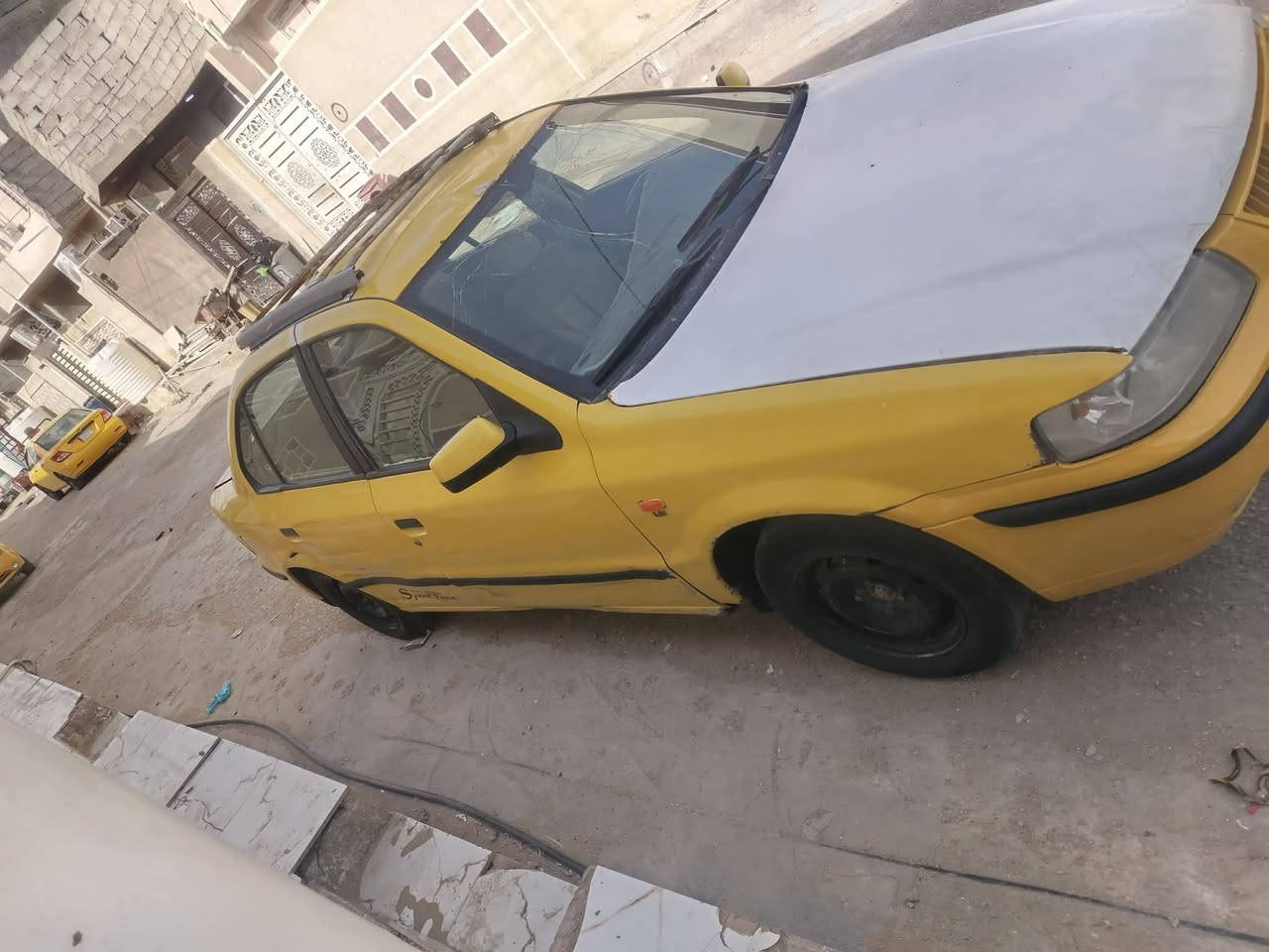 السلام عليكم سمند للبيع كير مكينه كورله  مكينه وكير جدد حداديه نضيفه  كلش كير اوتماتيك رقم بغداد بيع مستعجل سعر13 وبيهه مجال بصيط مكان كربلاء يم جامعت العميد رقم الهاتف *********** راعيهه ماواصله
