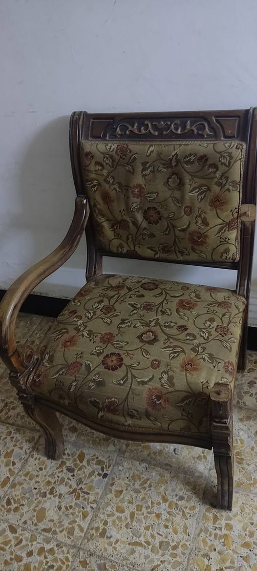 تخم عشر مقاعد للبيع السعر
200


**إذا كنت صاحب هذا الإعلان وتريد حذفه لأي سبب، رجاءا أرسل رسالة إلى الدعم الفني**