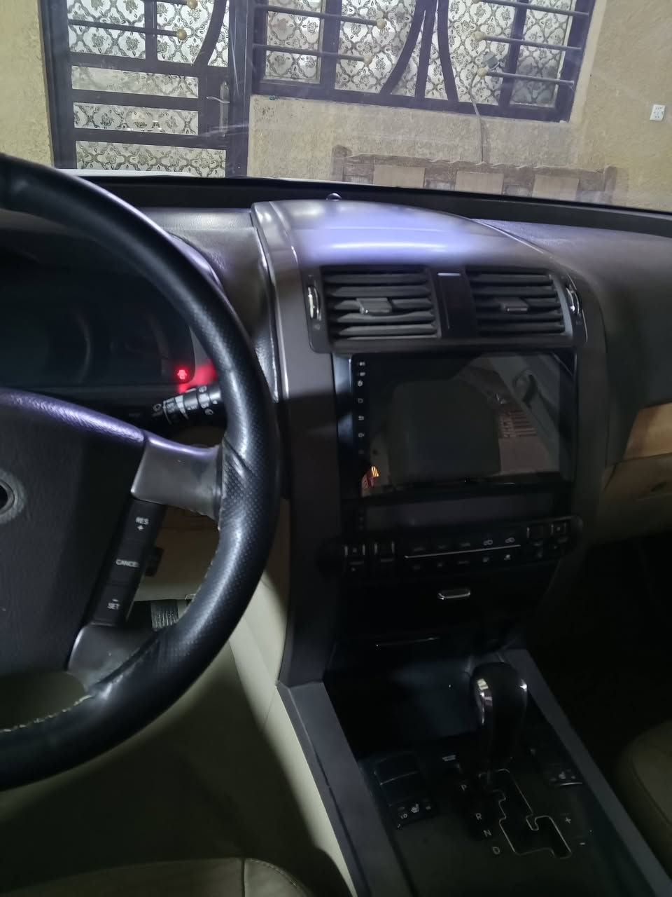 🚘 كيا موهافي [2014] - نظافة ومواصفات 🚘
للبيع كيا موهافي لون أبيض
🔹 المواصفات:
✅ فتحة سقف.
✅ دواخل جلد بيجي وكالة.
✅ شاشة كبيرة + كاميرا.
✅ فور ويل (4x4).
✅ تبريد مركزي.
💵 السعر: 160 ورقة (16,000$)
(والسعر بي مجال للشراي الجاد وتدللون).
🔢 الرقم: بغداد
📍 الموقع: بغداد
📞 للاتصال: ***********
