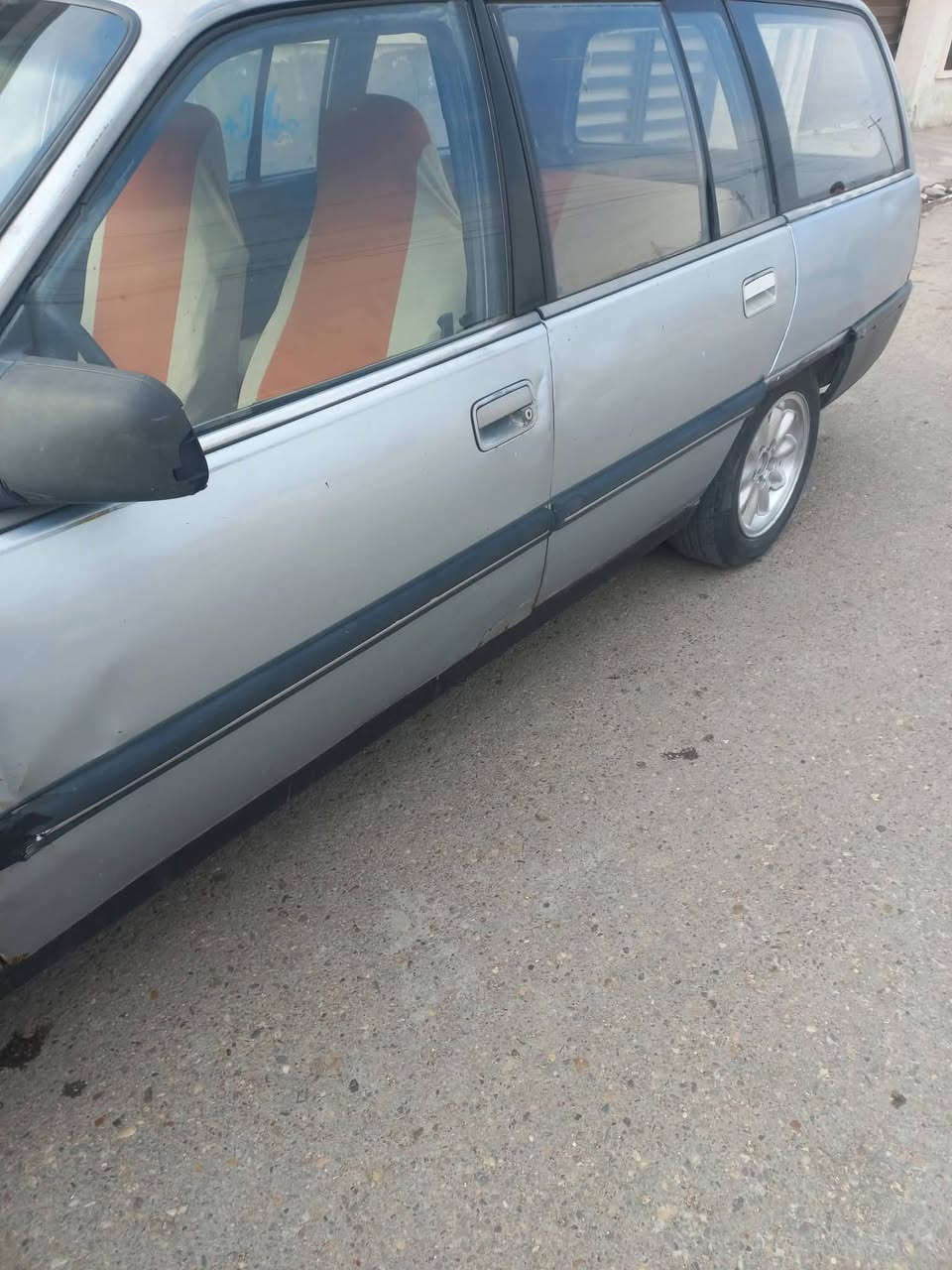 اوبل ستيشن رقم انبار مشروع وطني تحويل مباشر سياره بلاديه كير عادي محرك  2000 سعر 27 وبيه مجال الاتصال***********
