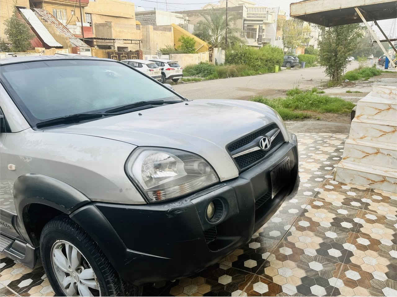 اڵڛڵام عليكم للبيع او المراوس مع اقل توسان موديل 2009 خليجي السيارة جاهزه من كل النواحي اي نقص مابيها مال جناي تخم تاير جديد صدر جديد كير مكينه صدر كله تمام تبريد تدفأه شغال تخم تاير جديد السيارة بيها صفحه صبغ بدون داخل اثر طخه بسيطه بيع او مراوس مع اقل مكان السيارة ديالى بعقوبة حي المصطفى سعر السيارة 100 ورقه شده للاستفسار رقمي ***********
