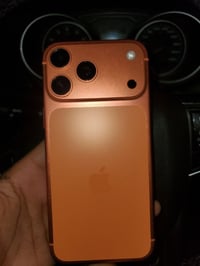 ايفون  17pro max جهاز جديد مابي ولا شخص يخبل سيمكارت وليس ايسم شرق اوس...
