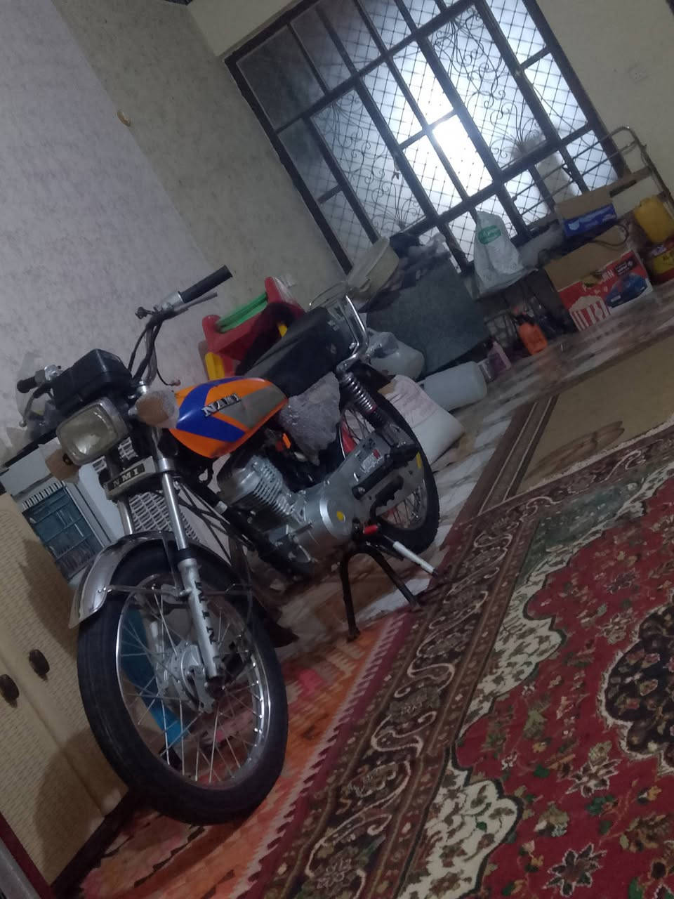 سلام عليكم دراجه نامه مديل 25 اي نقص مابيها فقط يرادلها تفيلس دراجه حلوه وكاعده كهربيات كامله تاير خلفي جديد سعر550وبيها مجال او مراوس بحربي مكامي ديالى كنعان شراي ينتصل ***********
