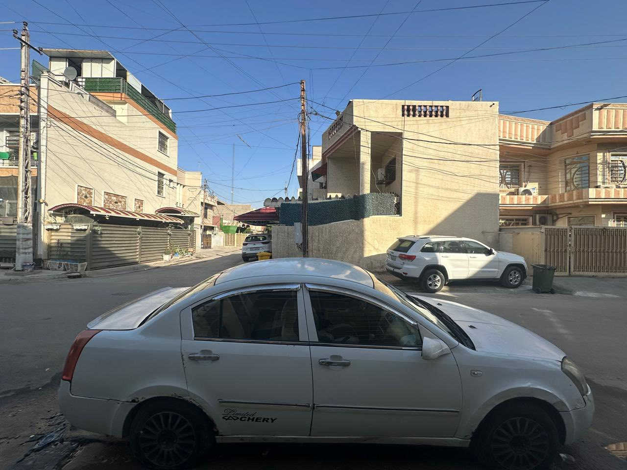 سلام عليكم
للبيع شيري A5 2010 محور كامري أبو الجف سياره تحويل ثاني يوم السياره يرادله مصرف 150 ألف ترجع لوز السياره رقم أنبار الانكليزي الجديد سنويه 2029 السعر 34 ورقه وبيه مجال 
رقم الهاتف 
***********
