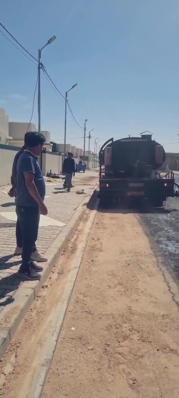بفضل الله بدء أعمال التزفييت وبعدها التبليط في المرحلة الثانية من بلوك ١ إلى آخر بلوك ٣٦ بقوة الله ماضين بأكمال المجمع بأكمله .@الجميع


**إذا كنت صاحب هذا الإعلان وتريد حذفه لأي سبب، رجاءا أرسل رسالة إلى الدعم الفني**