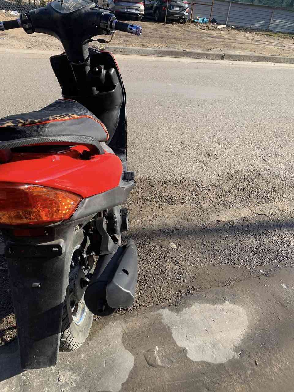 السلام عليكم دراجة ماكس عدله 120 مكينه مكفوله شلعه معدل كفرات جديده دراجة خير من الله و بيهه تزويدات حلوه و بسيطه 
السعر 550
مكاني حي الجهاد 
رقمي.      ***********
