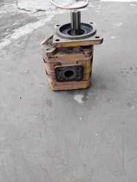 للبيع مضخت ستيرن مع دنفص ستيرن للبيع شفل صيني حجم ٤٦ ل ج الاتصال على م...