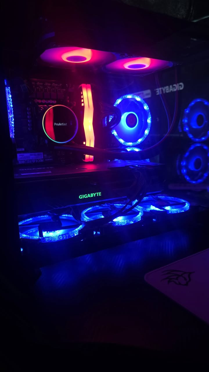 سلام عليكم pc للبيع مواصفات الكرت RX 7800 XT المعالج i5 14400f المذربورد B760M DDR4 جيجا بايت الرامات بيغاسوس 8+8 16GB 3600 تيفورز  الهارد 1TB M.2 باورسبلاي 700W التبريد برو ارتست EA3 SE القطع بعدهن بيهن ضمان صارلي 7 اشهر من خذيتها السبب بيعها ملل سعر 125000


**إذا كنت صاحب هذا الإعلان وتريد حذفه لأي سبب، رجاءا أرسل رسالة إلى الدعم الفني**