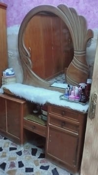 مستعجل • غرفة نوم • خشب