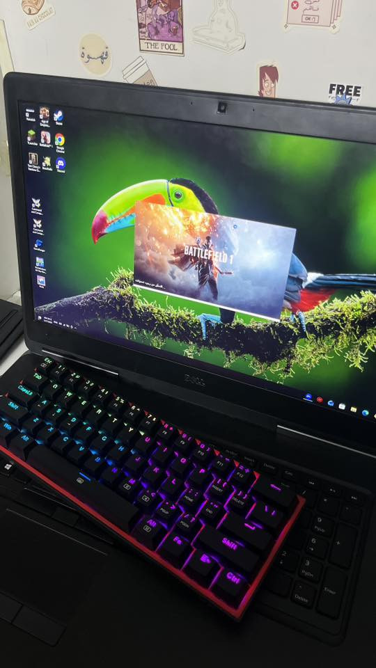 لابتوب precision 7720
رامات 16 ddr4
 الهارد 500 ssd m.2
المعالج core i 7 gen7 vpro
كارت الشاشه quadro p3000 6gb
كارتش كلش قوي مخصص للتصاميم والالعاب
اللابتوب قوي وحجم الشاشه 17 اكبر حجم  العب بي باتل فيلد ون ورينبو وسي اس 60 فريم وممتازات

ملاحظه ‼️: اللابتوب  كيبورده مايشتغل بس  تكدر تركب كيبورد خارجي ويستخدم طبيعي والماوس مالته شغال فقط كيبورد ميشتغل.

مكاني بغداد البياع للتواصل واتساب رقمي 
***********
السعر 400 وبي مجال
