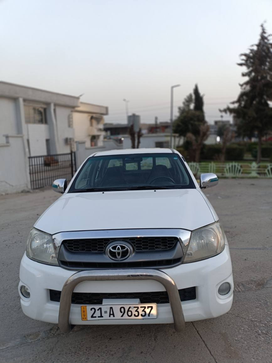 مەرزێە مۆدێل2008 سە نەوی تازە 
گێڕ مە کینە اکسل دوکەڵ بە شەرت فیتر
دووپارچە و پەڵەێە بۆێاخی هە ێە
سەێارە کە نمونەێە بێ ساردشوختە ماڵی دۆستە بە شەرت هە موو گێانی دەیفرۆشم
سعر132گەڵا
ژم***********
***********شوێن سیدسادق السليمانية, العراق
