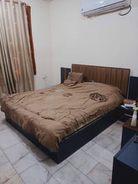 ذني الغراض الي بل الصور للبيع كلهن التواصل ع الرقم 07716457238