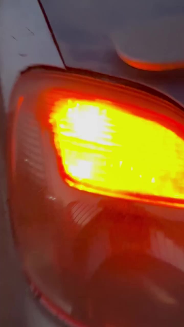 سلام عليكم ستاركس للبيع موديل 2007 رقم. واسط مميز
سنويه ل ٢٨ شرط. مشروع وطني بتحويل عقد مروري كبل ما مطلوبه شي 

مكينه بيها خيط بخار. كيراكسل. تخم. تاير. صدر. كهرباء كامله. شواصي حلوات واحد بي تصليح سياره. مصبوغه. عام بيها. طخات تبريد نقص كمبريسر تدفىه شغاله غرفه نضيفه. دوشمه جديد سيبايه موجوده ما شادها 

العنوان ديالى بعقوبه ***********

سعرها ٤٨ وبيها مجال مو شراي لا تعبني اقرأ تفاصيل و بخدمتك
