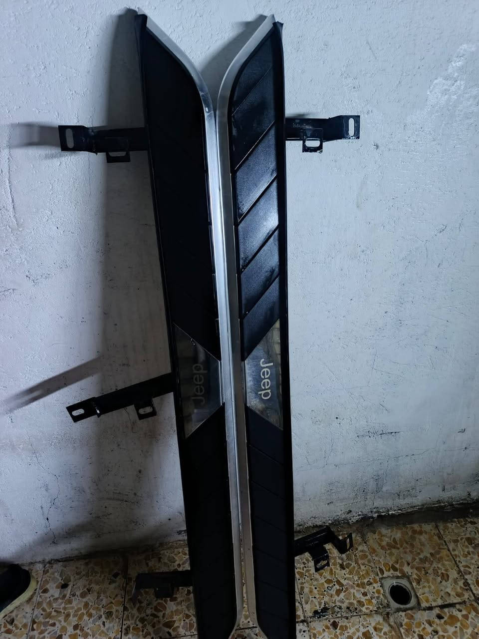 دوس Jeep للبيع ***********
