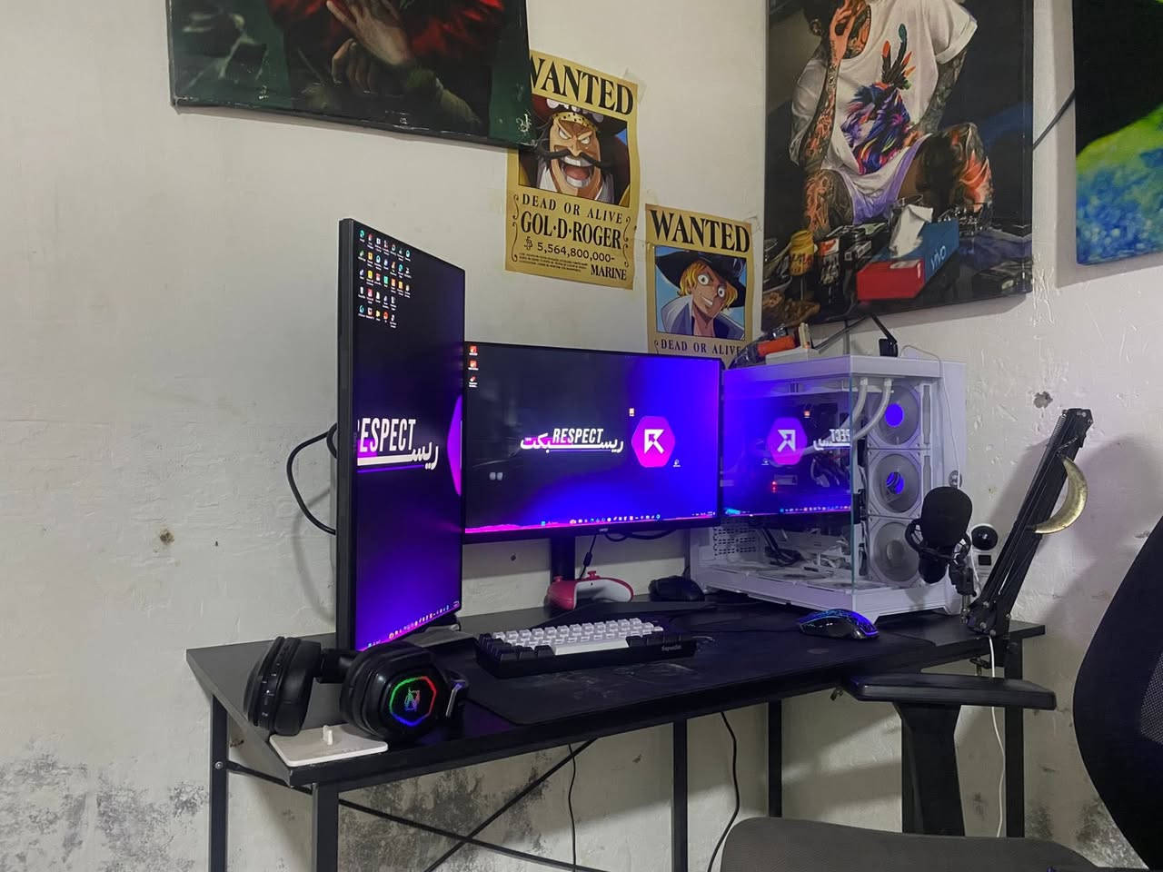 من رخصت الدمن سلام عليكم
Pc البيع مواصفات 

CPU : Cor i5 12400F
BORD : MSI H610 PRO
RAM : 16 G 2*8 3200 BULLITE 
GPU: RTX 3050 8G 3VAN
POWER : 650 W Cooler Master 

M.2 : 500 G 
HDD : 500G 
HDD : 500G 
Case :GAMING CASE
AQUA ELITE 360 WHITE 3VAN
مونتر عدد 2
1 VORTEX 165 hz فول سلم
2 DELL 75 hz فول سلم

ملحقات 
كيبورد واير لس Snpurdiri
سماعه واير لس 2.4GHz WIRELESS
مايك 🎤 خارجي v8
ماوس واير لسWIRELESS
مكاني بصره 
*********** رقمي
