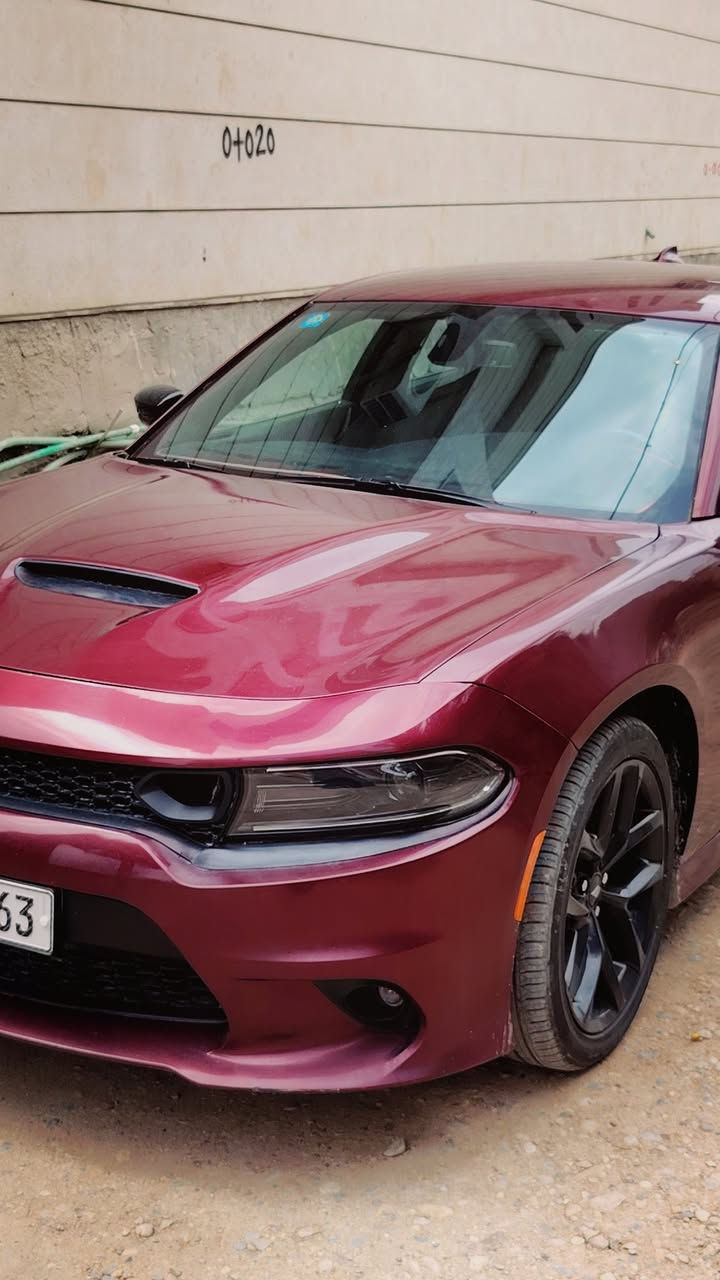 السلام عليكم جارجر RT8 تراک باك 2022 اون كرزي ماشيه 40 الف 
میل بيها 3 قطع صبغ و السياره نصبتها بلاديه ما ناقصها شي تخم تایر جديد مكينه و کیر كفاله سعرها 219 ورقه و بيها مجال مكانها البصر القرنه للتواصل 
***********
