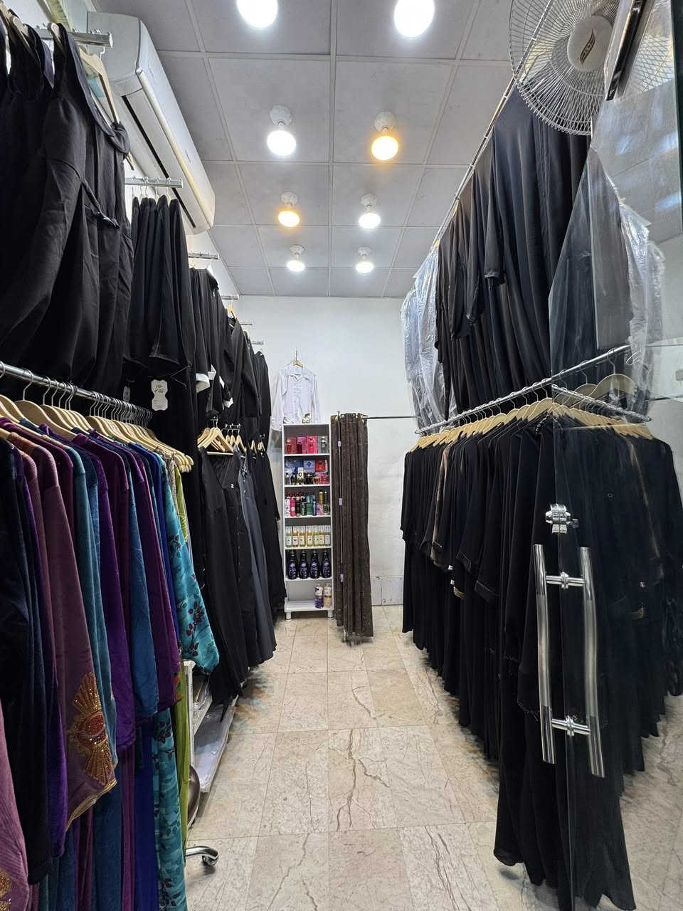 بضاعه جديده للبيع بسعر الجمله مناسب
فقط بضاعه وملكانات عدد ٢
*********** واتساب
