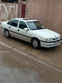 فكترا موديل 1992  سياره جاهزه اي نقص ما بيها  السيارة باسمي شرط التحوي...