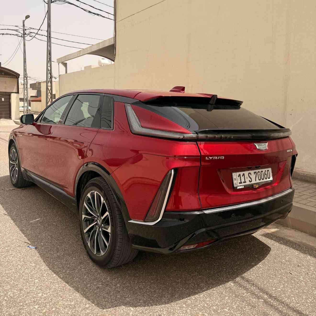للبيع او المراوس كاديلاك 2024 (Cadillac LYRIQ Sport  AWD) — سيارة كهربائية فاخرة بالكامل بحالة ممتازة ومواصفات عالية جدًا اعلى فئه كفاله بدون صبغ بدون تبديل ماشيه 7 الف 
سعر السياره بالوكاله 68 الف
اني عارضها 30 الف
*********** للتواصل واتساب
