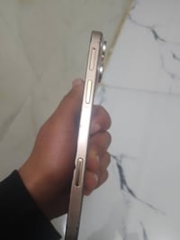 آيفون ١٦ • كولنبي • مراوس