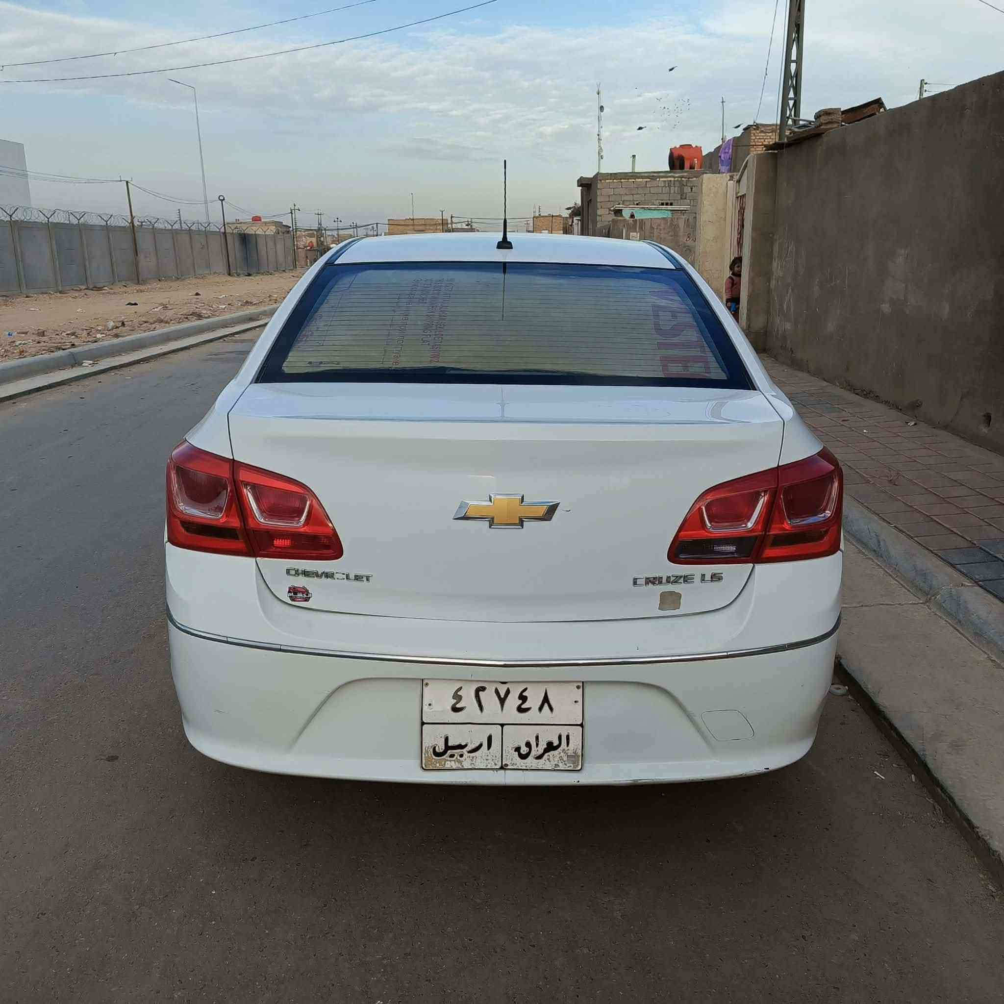 شيفروليه كروز  Chevrolet Cruze 
الموديل 2017
رقم السيارة | شمالي أربيل 
موقع السيارة | كربلاء المقدسة 📍
السيارة وارد خليجي ✅ 
بأسم الشركة ضمان كفالة وتحويل مباشر ووكالة  
منظومة زنون  ⚠️ 
المواصفات 🔰 
أرضية جلد ✅ 
مقاعد جلد ✅ 
شاشة كبيرة الحجم ✅
شاشة أعطال ✅ 
كير جديد ✅ 
محرك جديد ✅ 
تحكم استيرن جهتين ✅
نافذة ups✅
تحكم مري كهربائي✅
جرص احزام الامان✅
جرص 120✅
صندوك بصمة✅
مانع انزلاق 
كشاف ضبابي خلفي
وبقية المواصفات المعروفة 🔹‏‪***********‬‏
