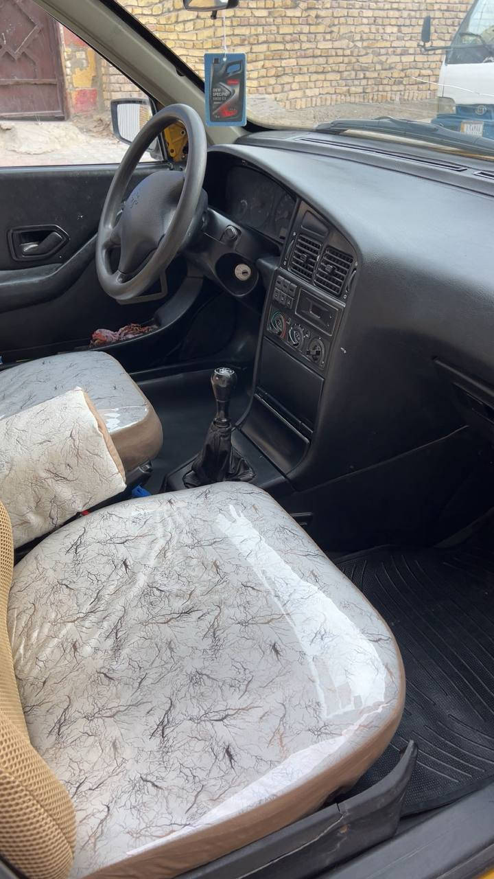 السلام عليكم بيجو 405 مديل 12
على وضع الشركه مبدل بيه فقط باب السايق محرك وكير وصدر جدد تبريد شغال الرقم انكليزي بغداد تحويل ثاني يوم  
مصفره هيئه وغرامات  السعر 35 وبيه مجال الشراي يتصل ***********. مكانه بغداد الحسينيه الراجديه
