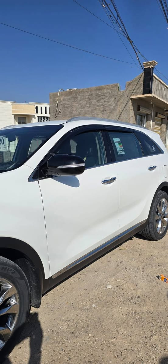 سورنتو خليجي ٢٠٢٠ محرك ٦ سلندر فول عدا الفتحه رقم بغداد تحويل سونار موجود مع الصور مباشر السعر ٢٦٠ بي مجال..مكانها..الرمادي..للاستفسار ***********
