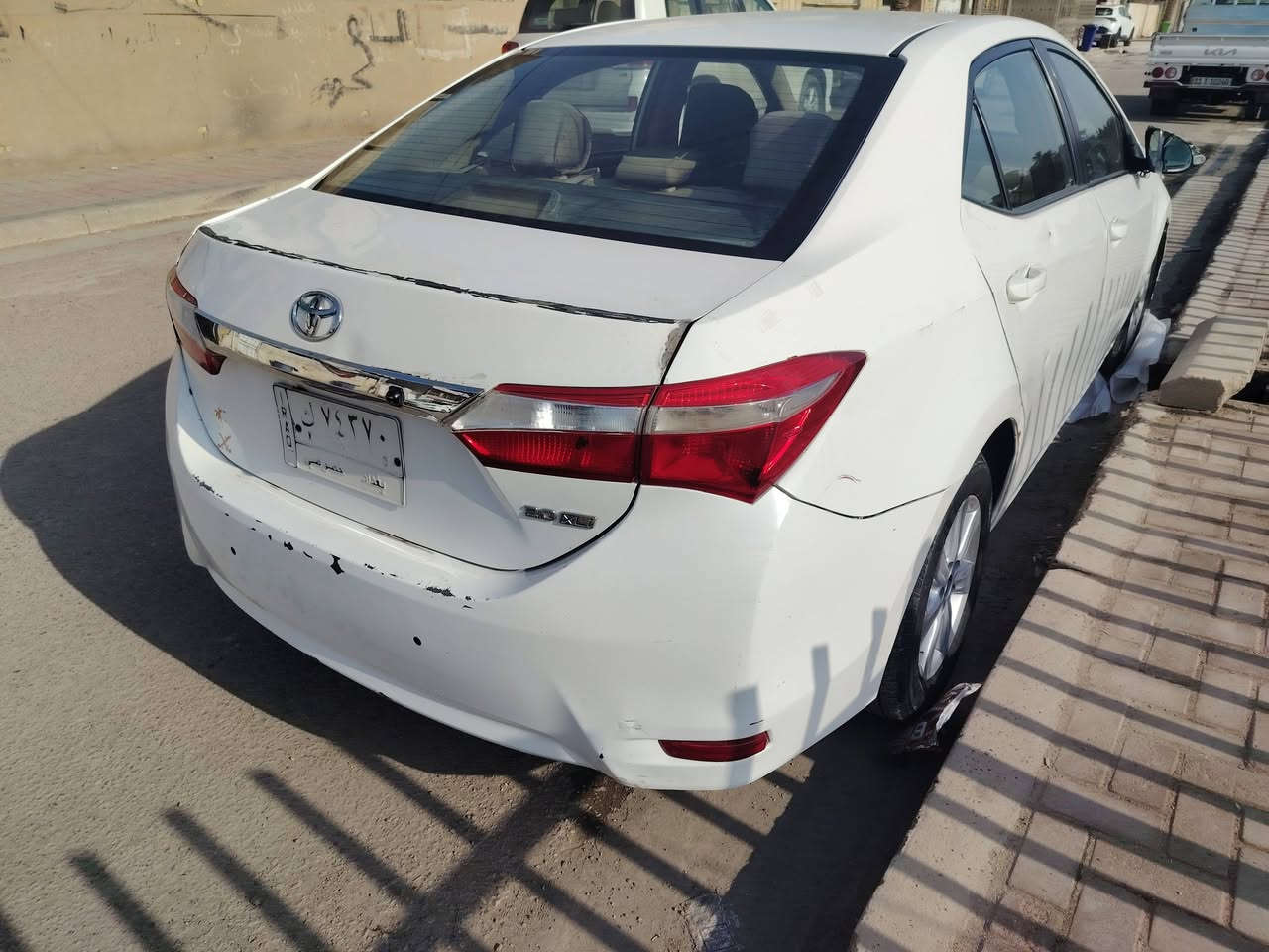 السلام عليكم 
كورلا ٢٠١٥ خليجي محرك ٢٠٠٠ 
سيارة بيها مكانات صبغ ٥ قطع والسونار موجود دواخل مابيها حوض وشواصي مابيها 
تحتاج ترتيبات للكشر وللحدادية 
بيها بصمة وتشغيل عن بعد عمل 
محرك كير تبريد ممتازة 
السونار اخر صورة
السعر ١٠٦ 
مكانها الاعظمية او الكريعات 
***********
