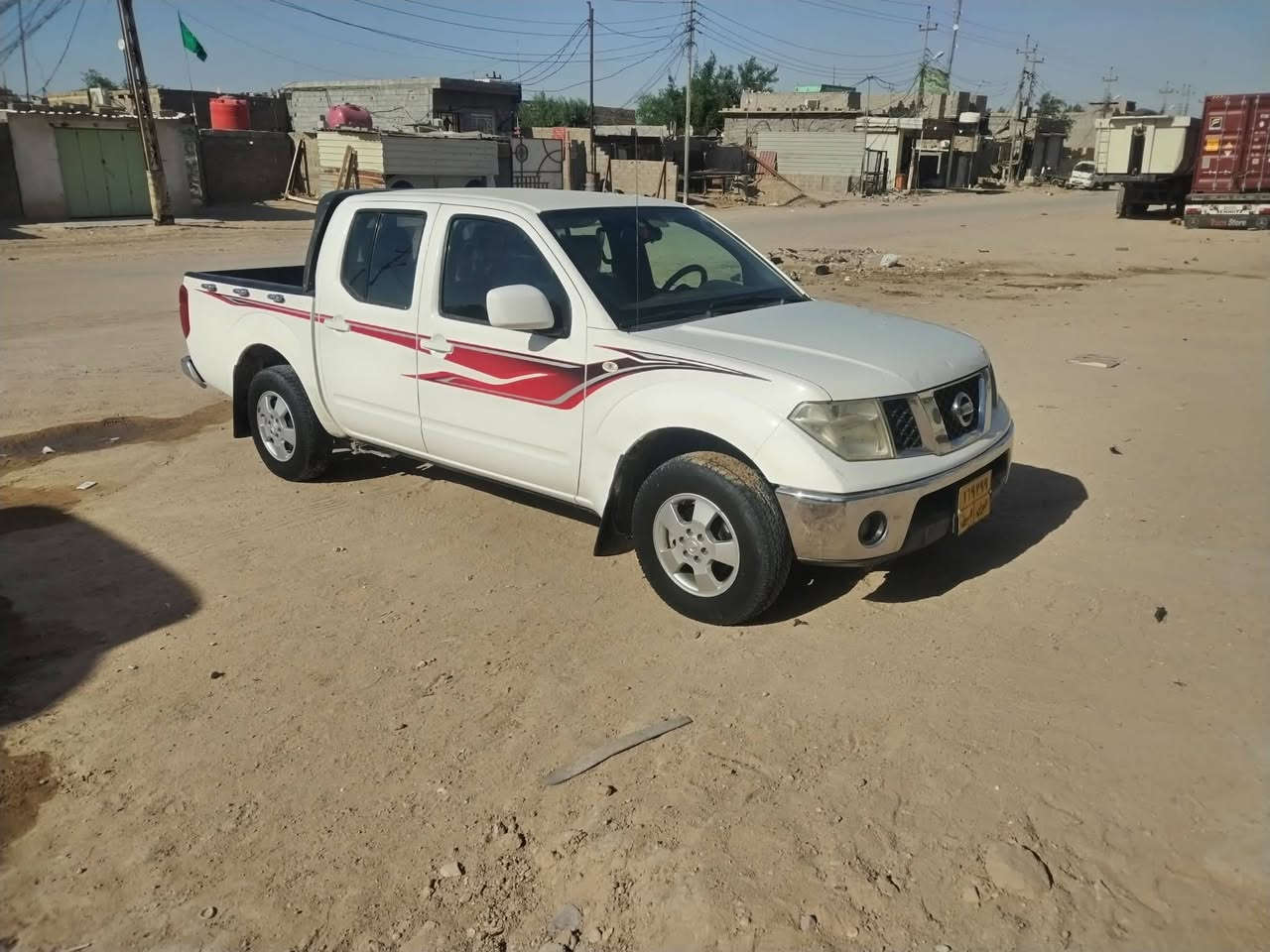 سلام عليكم
نيفارا موديل 2014 مكفولة كفالة عامة 
السعر 135$
مكان السيارة البصرة الزبير
***********
***********
