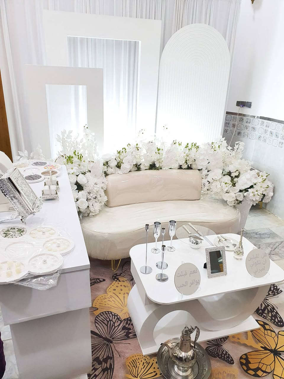 🤍💍… كوشات منزلية متوفرة للاجار داخل بابل #عقد_قران #حفلات #حنة #كوشات #خيمه المشيه #كراسي شيفاري #جنط العروسه #برنص المهر #وثيقه العقد #مصوره لتصوير احلى الذكريات بجوده عاليه واحترافيه للأستفسار واتساب ***********
