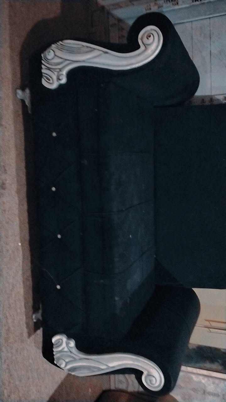 تخم قنفات 4 قطع 
عوزه تصليح بوحده من قنفات وكرسي 
معرض شاشه 
ميز طعام 
ناصريه مدينه الصدر


**إذا كنت صاحب هذا الإعلان وتريد حذفه لأي سبب، رجاءا أرسل رسالة إلى الدعم الفني**