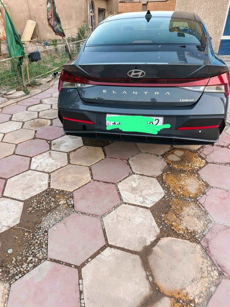 الإنترا موديل 2024 limited فول مواصفات للاخير اعلى مواصفات ب الالنترا 
داخل اسود كلين مكفوله كفاله عامه فقط بارد بالصندوق أربع صابع بدون ايرباك بدون دواخل

المواصفات.......

فتحه سقف اسلايت 

بصمه تشغيل عدد 2

بصمه ابواب 

تشغيل عن بعد 

رادار أمامي 

لد داخلي 64 لون متغير

كشن جلد

كشن تدفئه

كشن كهرباء

تبريد منفصل 

شحن لاسلكي

تدفئه ستيرن

سيتم سماعات BOSE

رادار خلفي 

رادار جانبي 

رادار امامي 

ويل كب كروم بلادي

للبنات زنون عدسه عدد2 وليس لد عدسه 

تحديد مسار 

مثبت سرعه 

وقوف ذاتي 

مانع اصتدام

شاشه ثلاث انظمه (سمارت - نورمال - سبورت )

شاشه دجتال  متصله 

كامرا امامي وخلفي

محرك 2000دوش

السياره نضيفه بشكل

أربع كاميرات محيطية

كشنات كهرباء

حساسات امامي

حساسات خلفي

اللون سمنتي 

رقم بغداد 

تحويل مباشر 

الاتصال ***********

العنوان بغداد جسر ديالى
