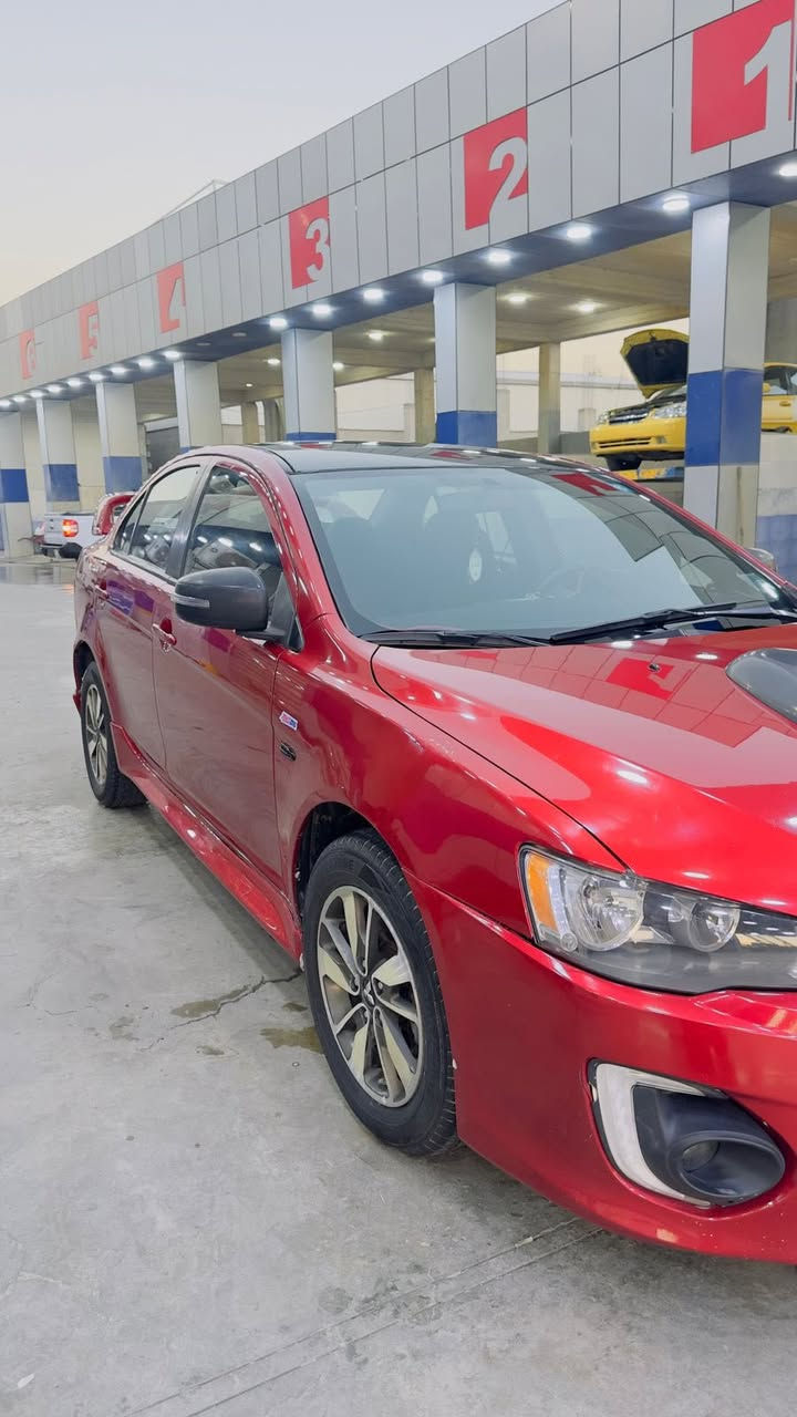 لانسر قرش للبيع
موديل ٢٠١٧ 
محرك ٢٠٠٠
فتحة سقف
بيها منظومه غار 
تبريد تدفئة شغال خير من الله
شاشه لمس كار بلي 
مثبت سرعه 
بأسمي السيارة 

السونار مرفق ضمن الصور 

السعر ١١٠ وبيها مجال 

للتواصل 
***********
