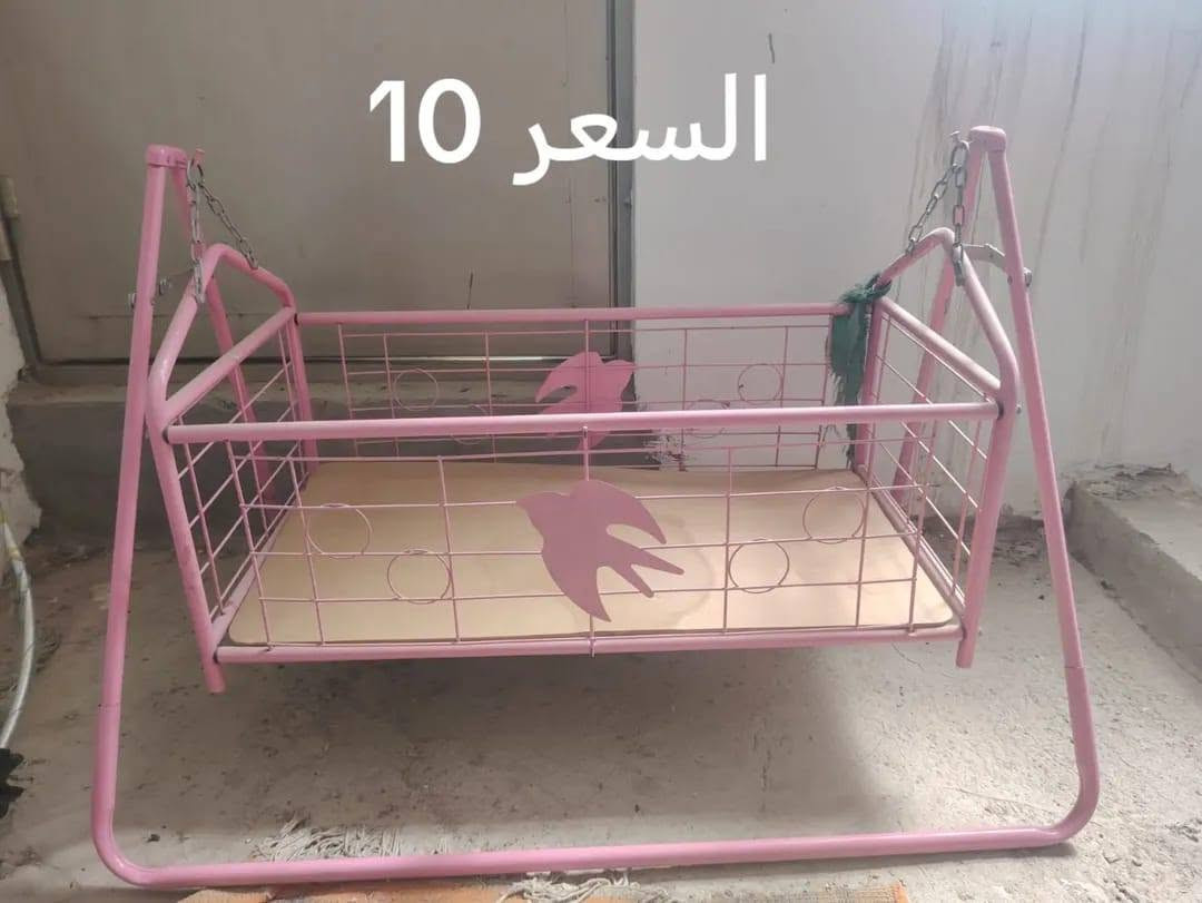 السلام عليكم اغراض بيت للبيع مكاني بغداد الورفلي رقم ***********

