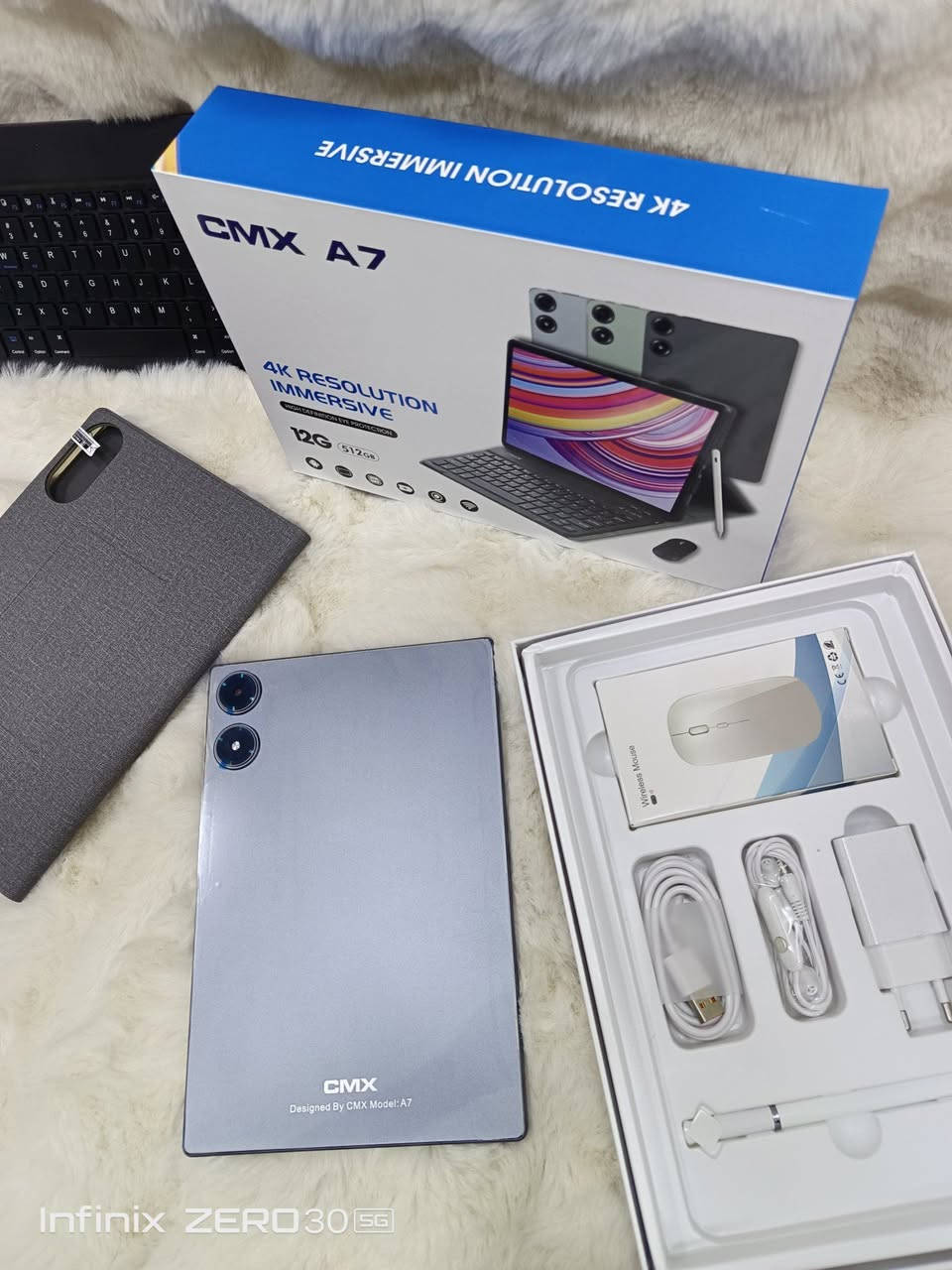 تاب cmx A
حجم الشاشه 1.10 انج فول HD
ذاكره 512 GB 
العشوائيه 12
بطارية 🔋8000 ملي امبير
يدعم سيم كارت 
شحن 🔋⚡تايبسي
السعر ١٦٠ الف


**إذا كنت صاحب هذا الإعلان وتريد حذفه لأي سبب، رجاءا أرسل رسالة إلى الدعم الفني**