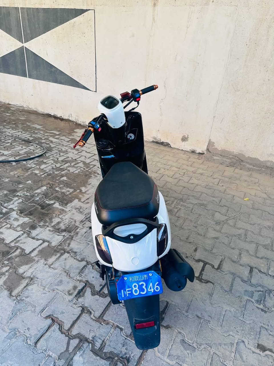 دراجه مكس للبيع نضيفه وبرغي ما ناقص دراجه عنوان كربلاء العطيشي سعر 850 استفسار ***********
