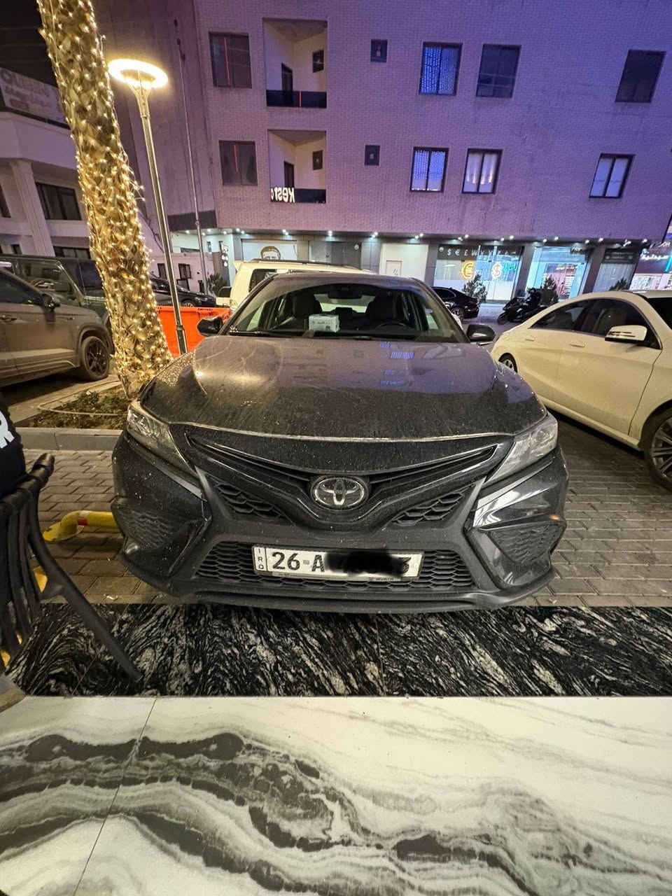 كامري للبيع موديل 2023
مواصفات SE رقم صلاح الدين تحويل مباشر سيارة جاهزة بجم كبس ضرر خلفي جاملقات ثنين وصندوق تعديل عل بارد السيارة قطرة صبغ مابيها بدون دواخل سيارة جاهزة 
ضرر خفيف السعر 195 وبيها مجال لشراي 
مكاني الزويه ***********
