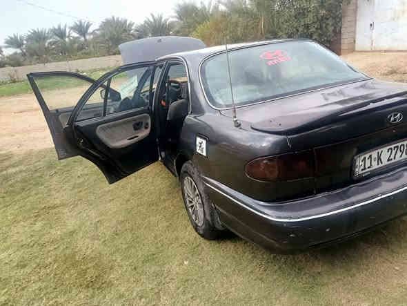 من رخصة ابوالكروب المحترم    للبيع سوناته 2رقم بغداد مكفوله من محرك كير صدر تريد ترتيب بصيط تريك البصره بس شرط التحويل سعر ٤٠وبيه مجال قليل مكان سياره الخالص ***********
