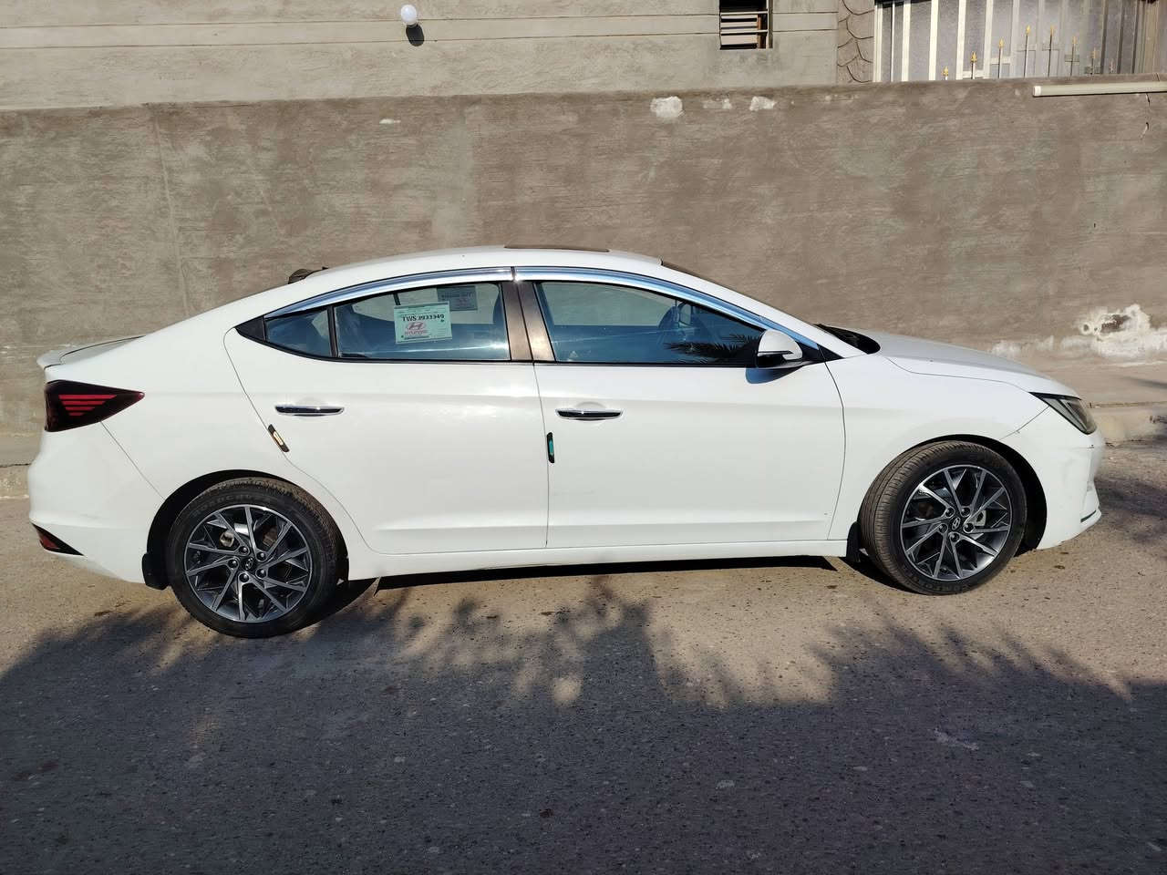 ‎سلام عليكم للبيع فقط
‎💎هونداي النترا 2019 خليجي بغداد باسمي 
‏‎ فولللل مواصفات 1/1 
‏‎سياره  شبر صبغ بالجاملغ الخلفي الهلال شي بسيط الباقي مكفول
‎💎بصمة
‏‎💎سلايد - فتحة
‏‎💎محرك 2000
‏‎💎حساس  خلفي & امامي
‏‎💎كاميرا خلفيه  أمامي 
‏‎💎شاشةكبيره اندرويد 
‏‎💎تحكم أستيرن 
‏‎💎كشنات جلد بيجي👉 
‏‎💎مري شفط نضام ترحيب 
‏‎💎صندوق بصمه ذكي
‏‎💎لد نهاري 
‏‎💎تبريد قطعتين
‏‎💎ويل كب/ويل كروم/ 
‏‎💎يدات نيكل
‏‎💎مدخل AUX+USB/بلوتوث...
‏‎💎 شاشه عرض الاعطال السعر 155
وبيه مجال لطيبين
*********** الاتصال
*********** واتساب
