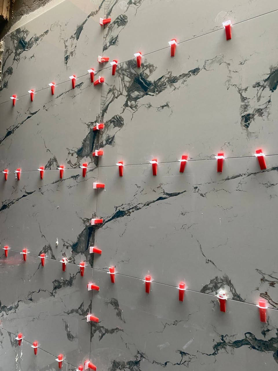 اسطه سيراميك بورسلين شغل هندسي متفرغ حاليا ***********
