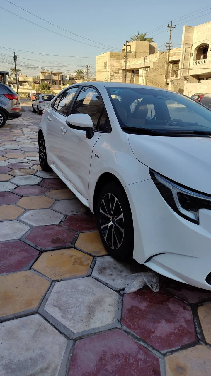 السلام عليكم من رخصه الادمن
كورلا هايبرد موديل 2024تجميع صيني شكل الامريكي 

ماشيه:54km
موصفات السياره 
بصمه 
فتحه 
تحكم سترين 
شاشه جبيره 
هند بريك كهرباء 
كشنات جلد احمر
تحديد مسار 
اوتو هولد 
رادار امامي خلفي 
كامره خلفيه 
٣ مودات قياده 
بصمات ثنين 
سياره خير من الله وما ناقصه شي ابد يوجد بارد في الجاملغ الامامي كما موضح بصوره وبيها رصعتين 
مكان السياره بغداد المشتل حي المعلمين
السعر/145ورقه
الاستفسار 
 ***********  سياره تخم تاير جديد شاده وكشناتهه البلاديه جديده لان مدوشم كشنات وكاعيه وصندوك وياهه ارضيات سفاري
