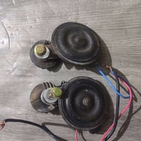 هورنات سيدان فيشه سوده مقسمات مره وحده  07852922487