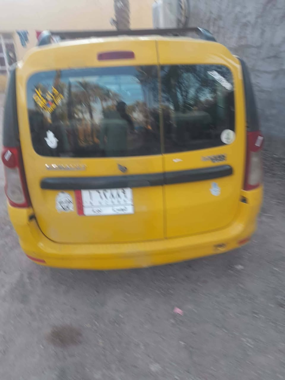 سلام عليكم رينو 7ركب البيع مكينه كير شرط تخم تاير سياره نضيف سعر 55وبيه مجال وذه مراوس مارك شيزر كرسته المكان دوانيه غماس رقم ***********
