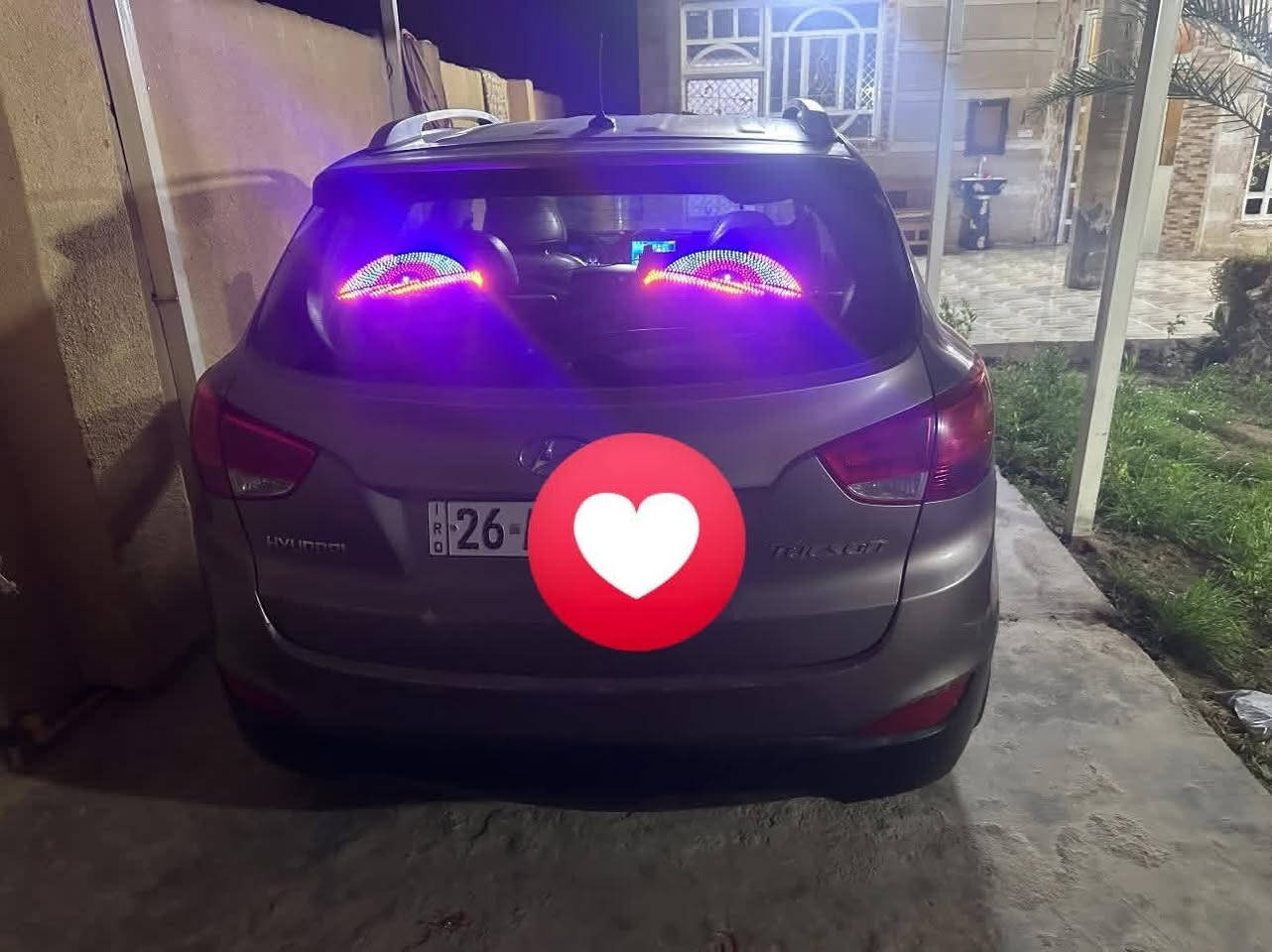 السلام عليكم 
سياره هونداي توسان
للبيع موديل 2011
وارد أمريكي 
تخم تاير جديد 
حدادية صدر جديد 
ارضيه جلد 
شاشه تاب 
تحكم ستيرين 
محرك 2000دوش 
رقم صلاح الدين دولي 
السياره ليبل واحد مابيه غير بس جاملغ صبغ فقط 

السياره جاهزه مابيه اي نقص 

السعر 133 وبيه مجال 

***********
