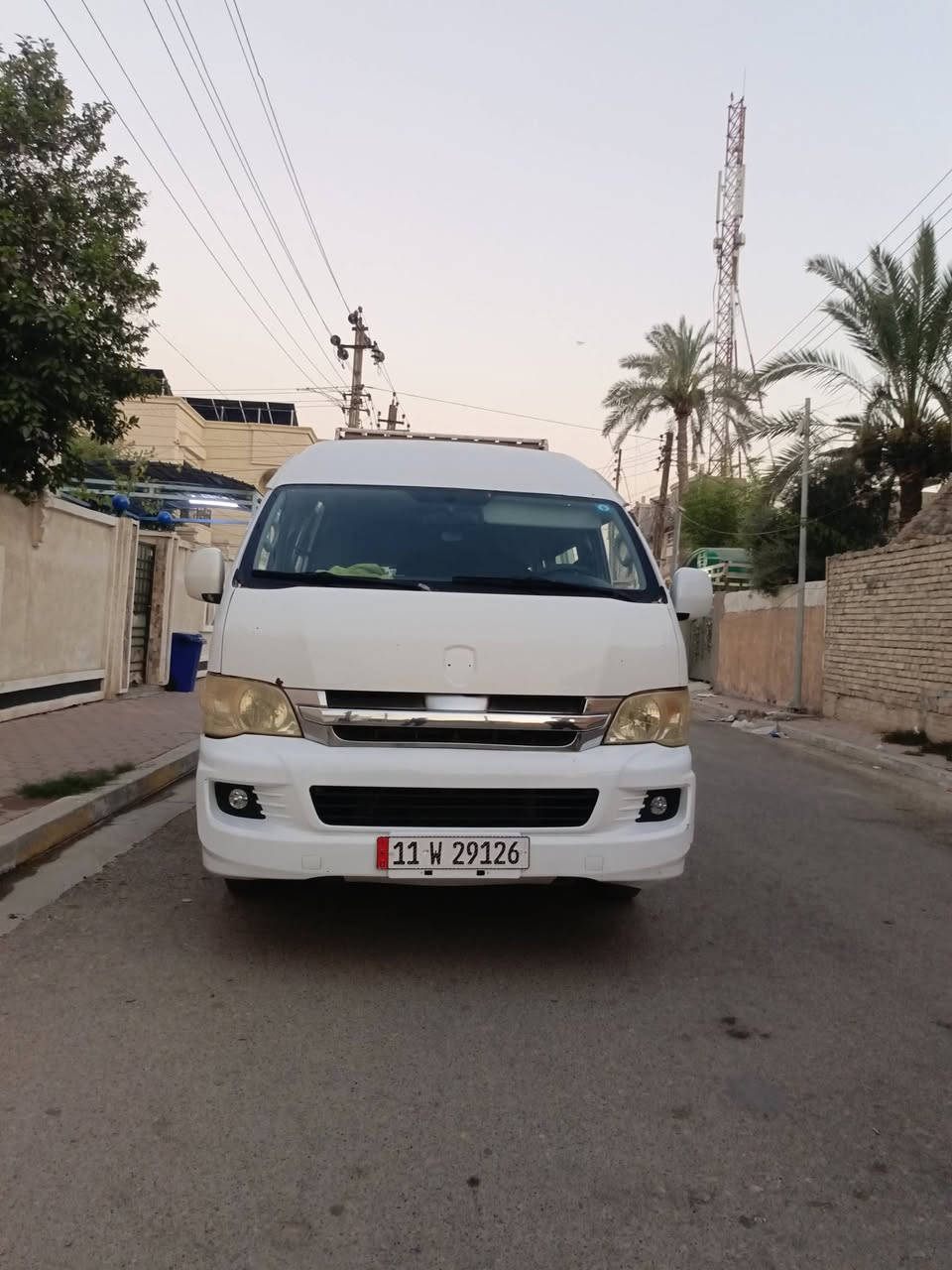 سلام عليكم جنبي اج تو عاليه موديل 2014 سياره كفاله عده بيه طخه  بل ربع وره باب سلايت فقط محرك كير اكسن كفاله تبريد ثلج تخم تاير رقم بغداد انكليزي دواخل شركه جدد سياره حلوه سعر 135 وبيه مجال مكان سياره بغداد سلمان باك ***********
