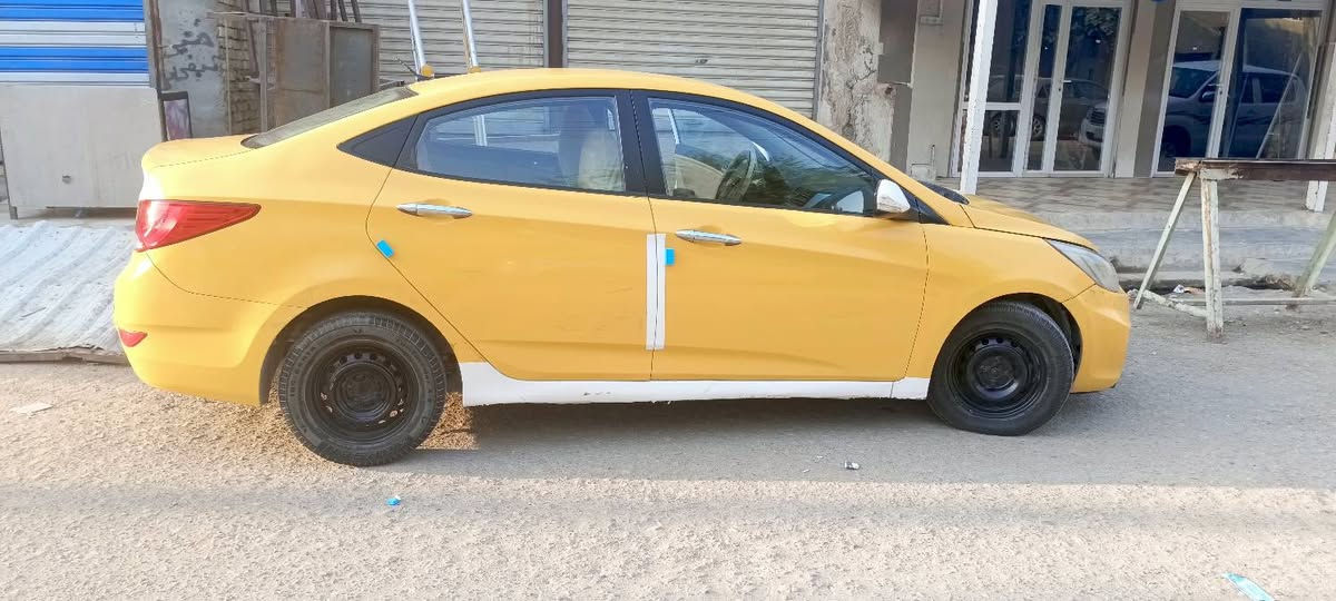 سلام عليكم اكسنت 17 خليجي محرك 1400 ادوات متومه 
تحكم ستيرن 
نظام ايكو تقليل صرف وقود 
تدفئه -تبريد 
مانع انزلاق 
سستم سماعات دمام 
اشاير بالمري 
قبل كم يوم سويت ادامه شامله للسياره بيه ارقام محافظات 
سعره 39 مكاني ذي قار ***********
