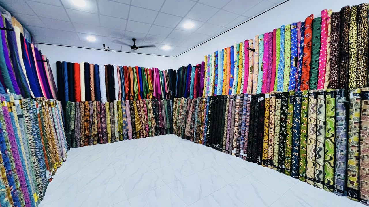 مول انيس
جديدنا اليوم من قسم الاقمشة النسائية 👇
وصول بضاعة جديده من الأقمشة نسائي الموسم الصيفي 

كشمير مايباخ ستراس 
كشمير دسجار اصلي
كشمير ايطالي دبل صبغ 
كشمير كوباي ساده مطاط 
كشمير ساده ايطالي 
ستن امريكي ساده
قماش باربي ساده دوبلن 
كشمير ايطالي ستراس 
كشمير تركي 
سندرلا ساده ومشجر 

متوفر جمله ومفرد بالقطع بأنسب الاسعار 

وحياكم الله زورونا تجدون كل ماهو جديد ومميز 
العنوان قضاء الشرقاط الساحل الايسر اسديره وسطى الشارع العام


**إذا كنت صاحب هذا الإعلان وتريد حذفه لأي سبب، رجاءا أرسل رسالة إلى الدعم الفني**