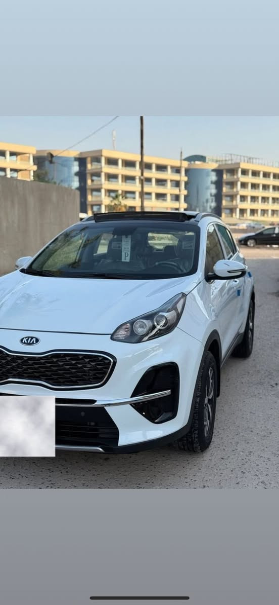 سلام عليكم سبورتج للبيع 
مديل 2021
رقم اربيل توى مجدد سنويه 
بيها ضربه خفيفه بل بند 
موتصفات بنرامه 
ويلكب 
حساسات خلفي امامي
شاشه كبيره
سياره نضيفه كلشش
مكاني بصره ابو الخصيب
سعرها 190 
***********
