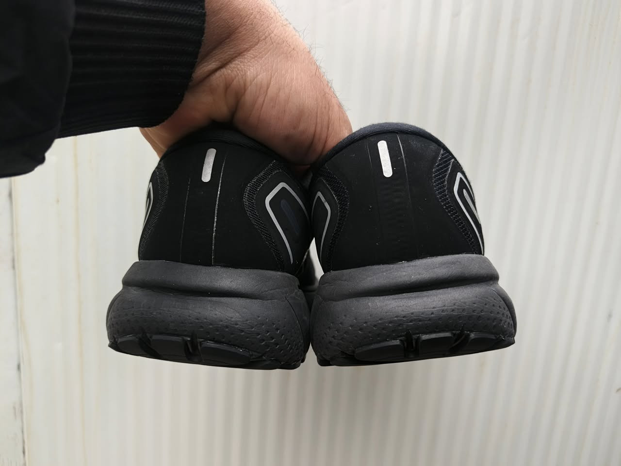 بروكس
جيورتكس
نظافة لووك
قياس 41
الطول 26
للحجز
خاص او واتساب***********
حصرا خاص او واتساب

انستكرام

https://www.instagram.com/yasser_alghazal?igsh=MTB6MnM4ODV1cGgxNg==

وهذا رابط صفحتنا ع فيسبوك

https://www.facebook.com/profile.php?
